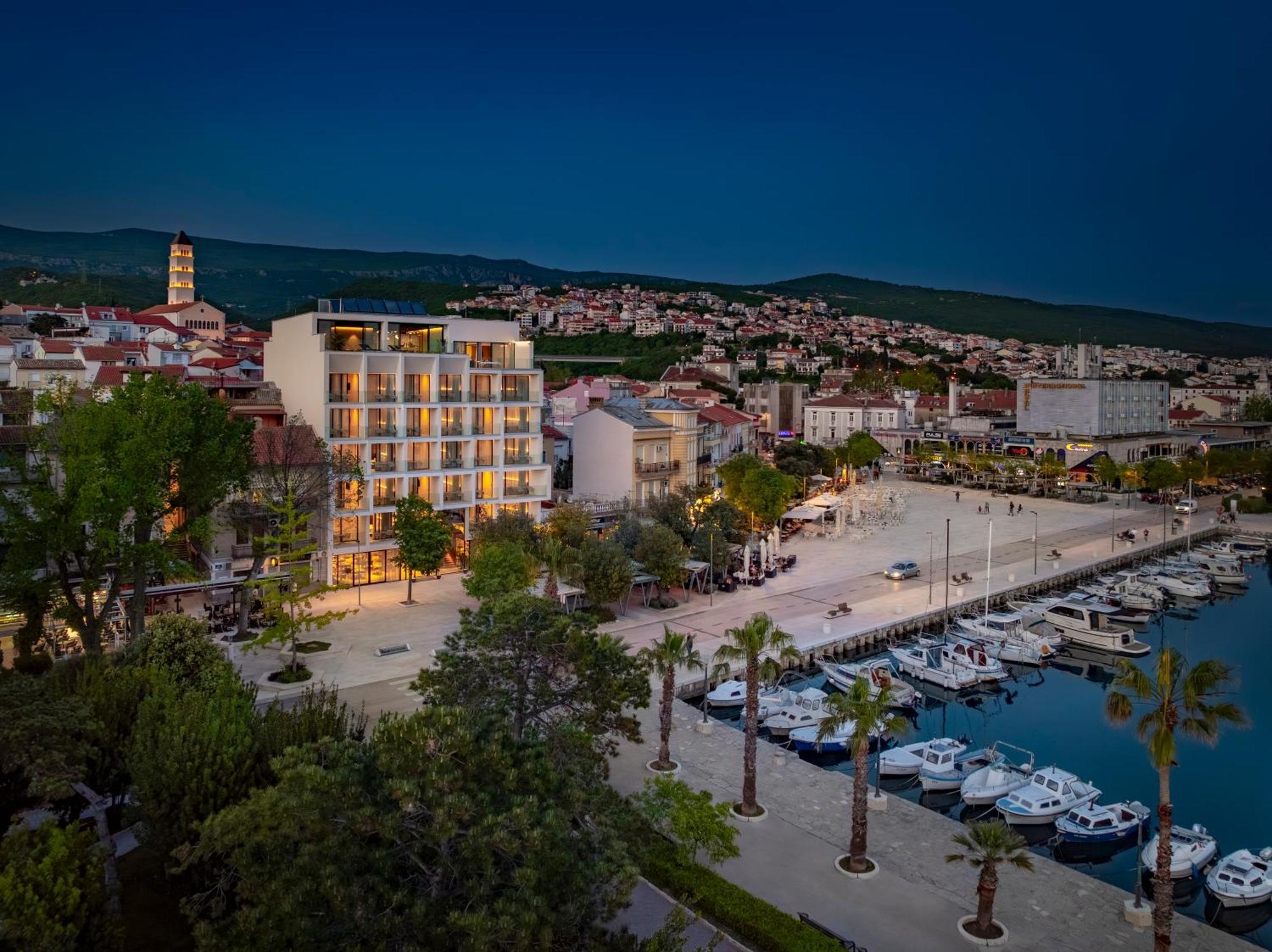 Aminess Younique Narrivi Hotel Crikvenica Buitenkant foto